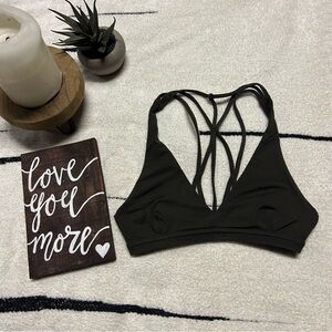 Lululemon fatigue green shorts bra size 2